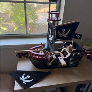 Le toy Van Barbarossa wooden Pirate ship toy for kids